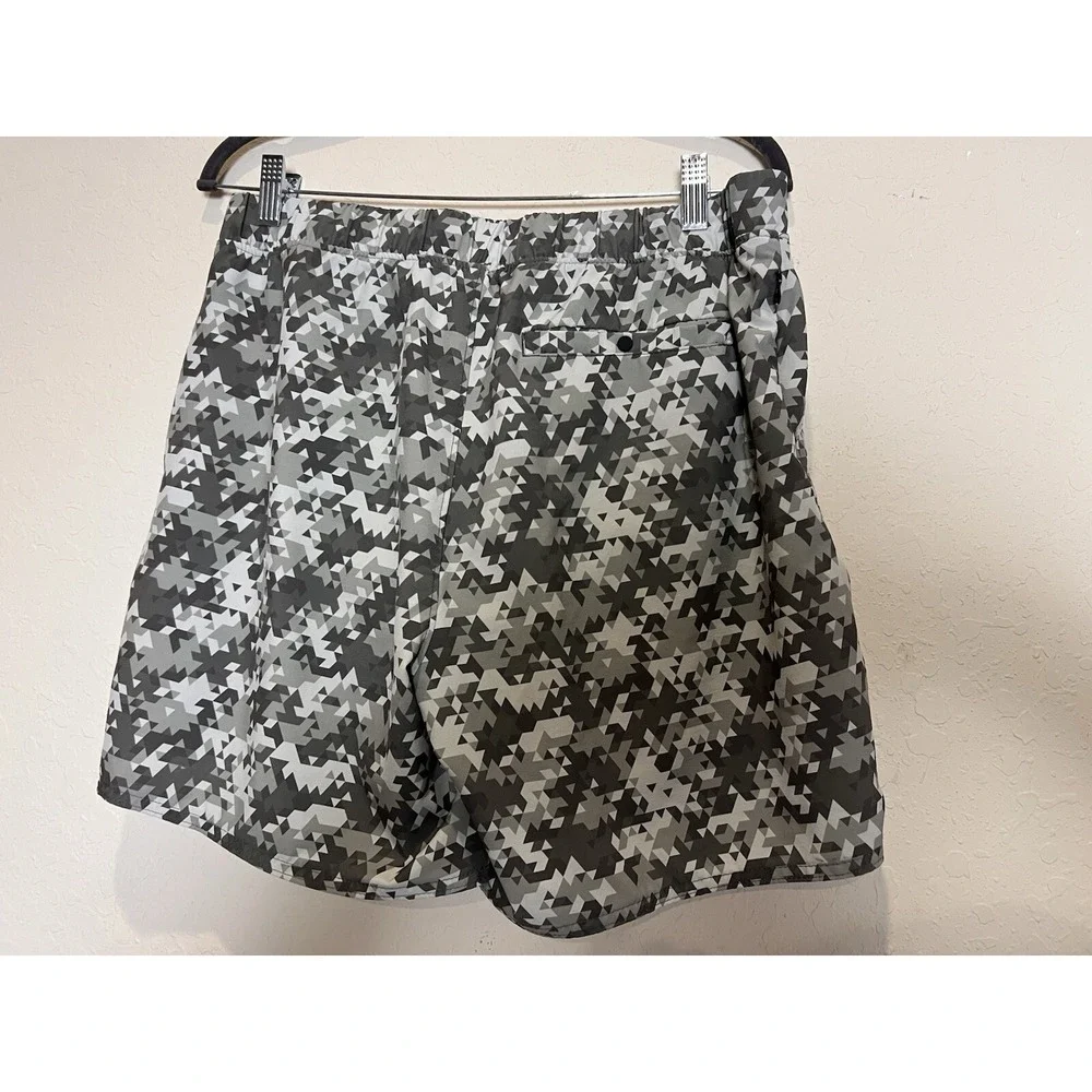 Projek Raw Shorts Mens Large Digital Camo Lined Performance Stretch Athletic